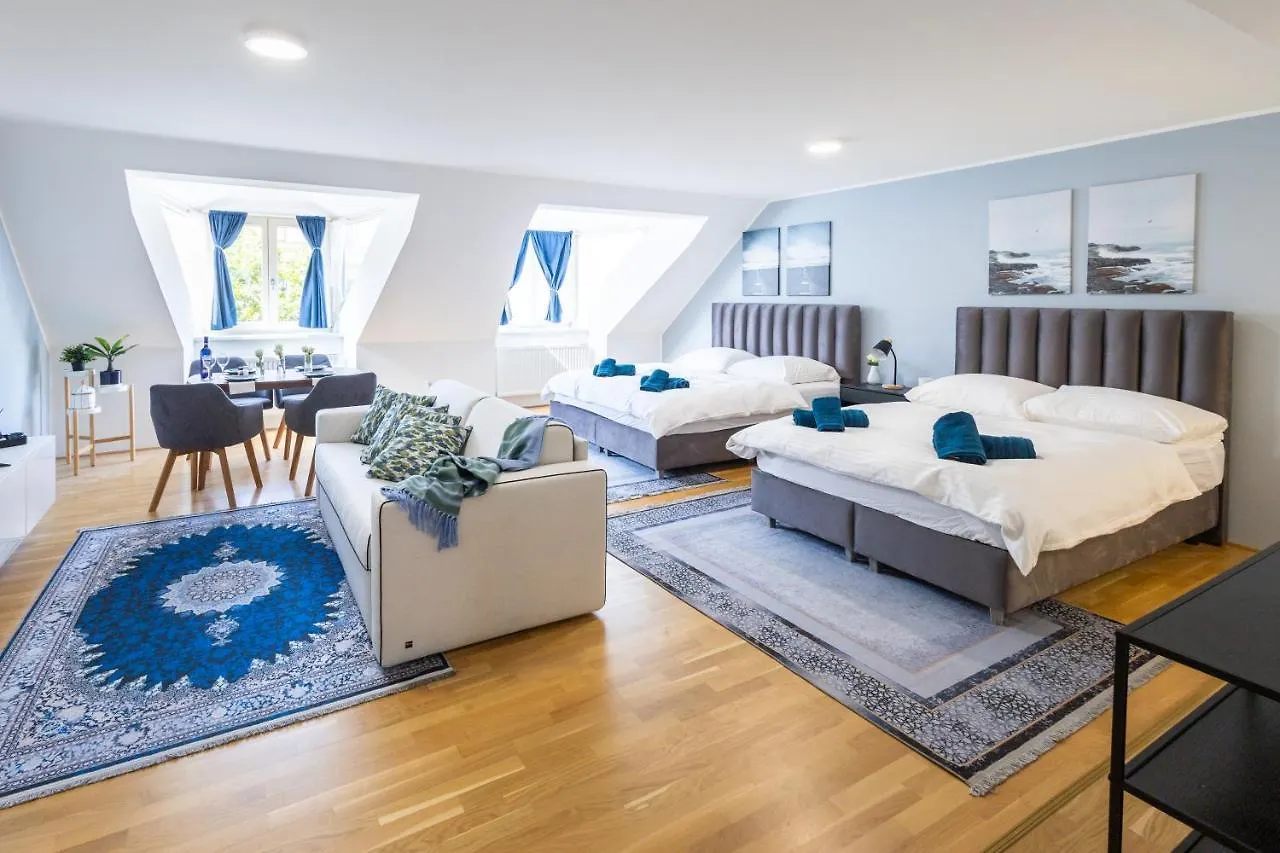 Prater Rooftop Pinnacle With Ac Vienna Apartment